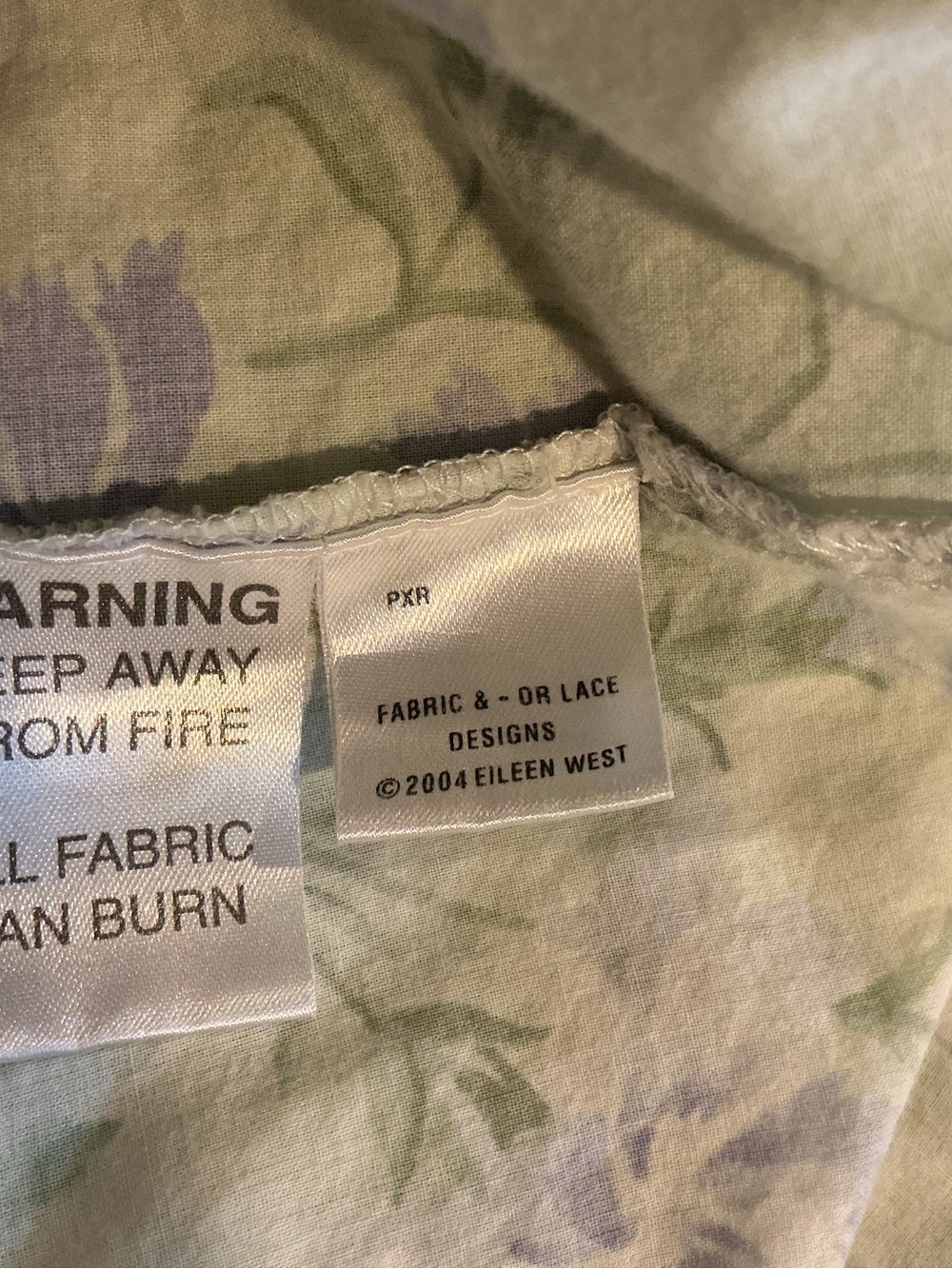 Eileen West Floral Robe - Picture 6 of 8